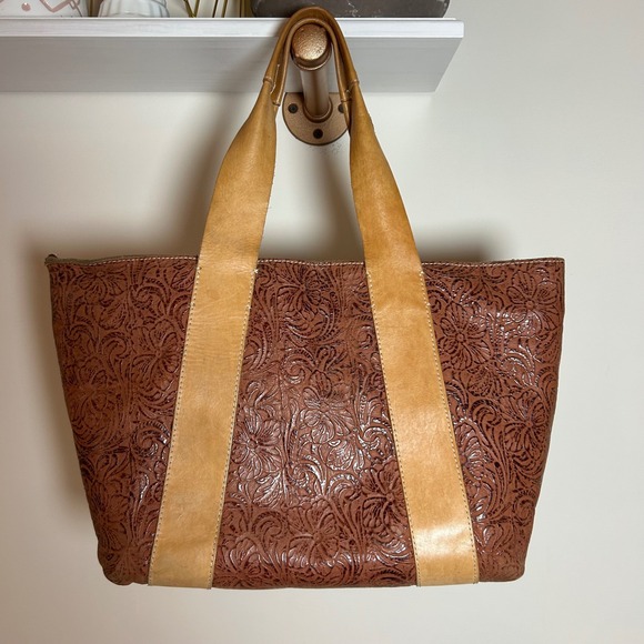 Consuela Sally Carryall Tote Bag Brown Embossed Leather Detachable Strap - Picture 2 of 12